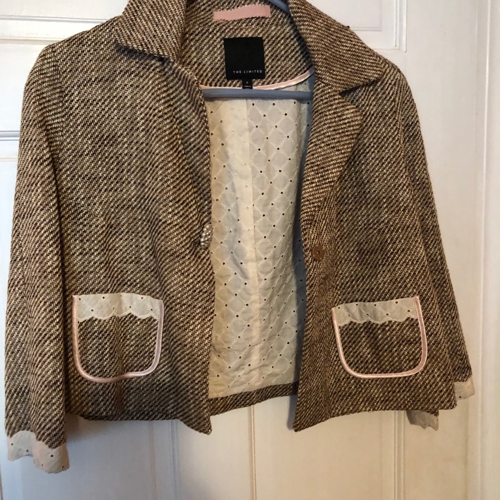 Jacket - Picture 3 of 4